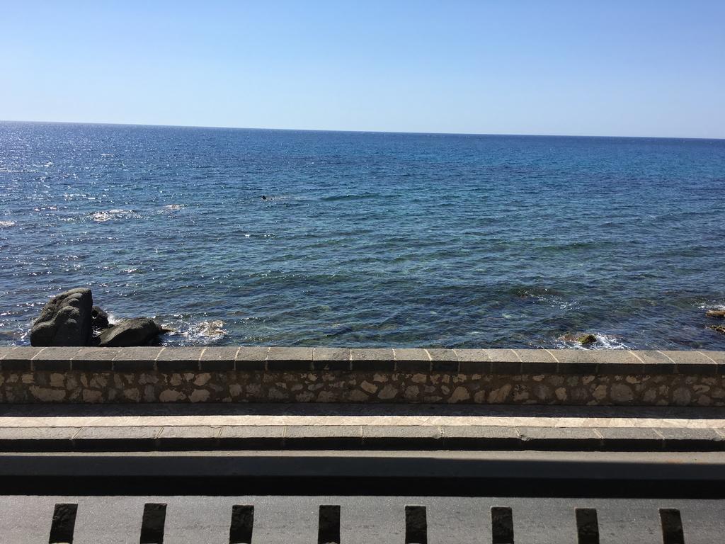 Taorminaxos Giardini Naxos Exterior photo